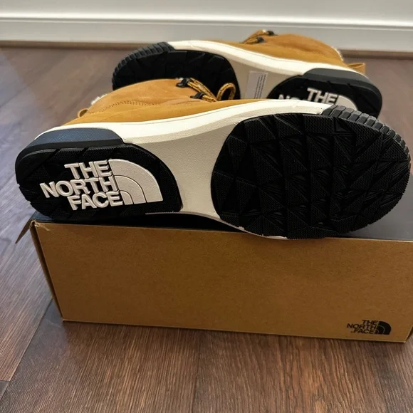 Women’s Sierra Mid Lace Waterproof Boots - Picture 10 of 16